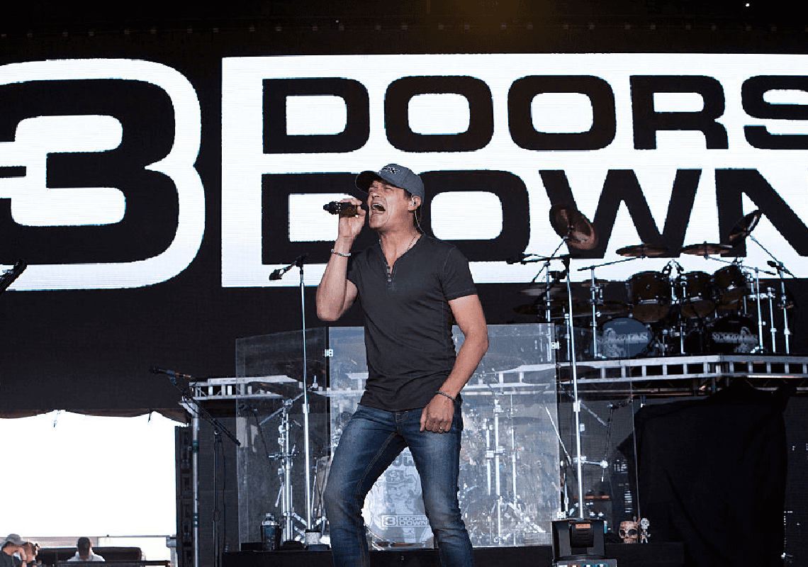 סולן להקת הרוק האהובה חושף: "יש לי סרטן בשלב 4"