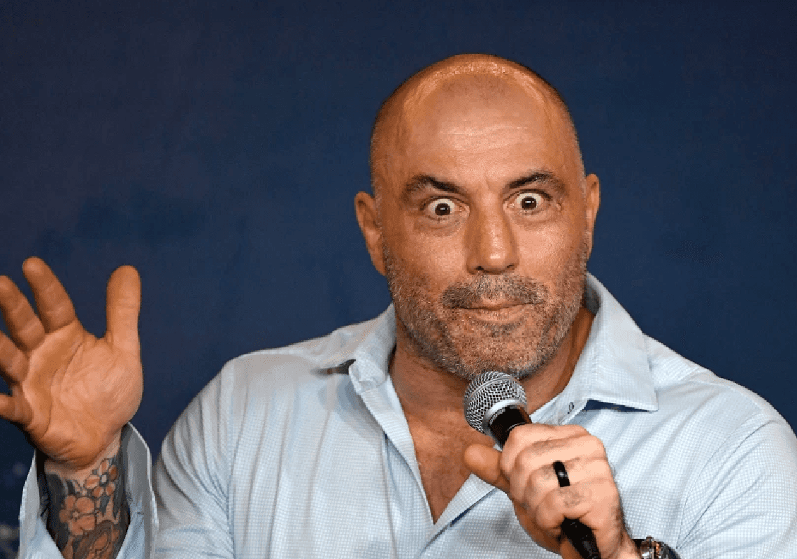 ג'ו רוגן קיבל הצעה לעזוב את ספוטיפיי עבור 100 מיליון דולר 