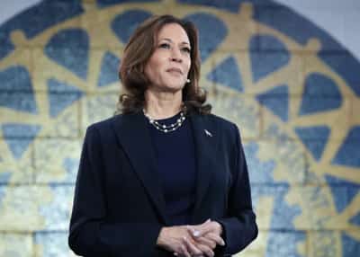 מוותרת על קליפורניה, מכוונת לוושינגטון: האם קמלה האריס מתכננת קאמבק ב-2028?