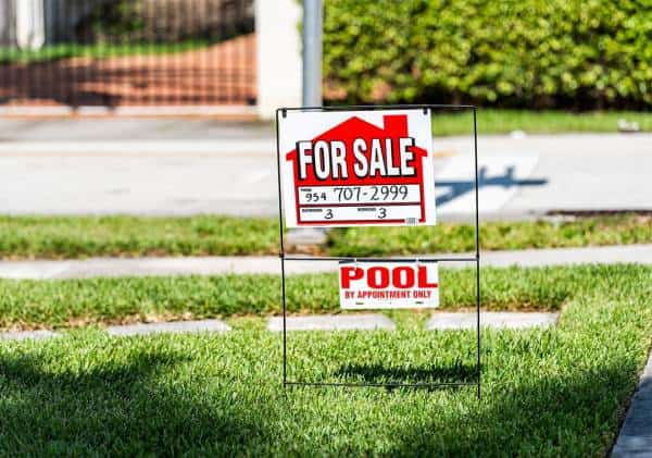 משקיעי נדל"ן, שימו לב: מאות אלפי בתים עומדים ריקים במיאמי ולאס וגאס 