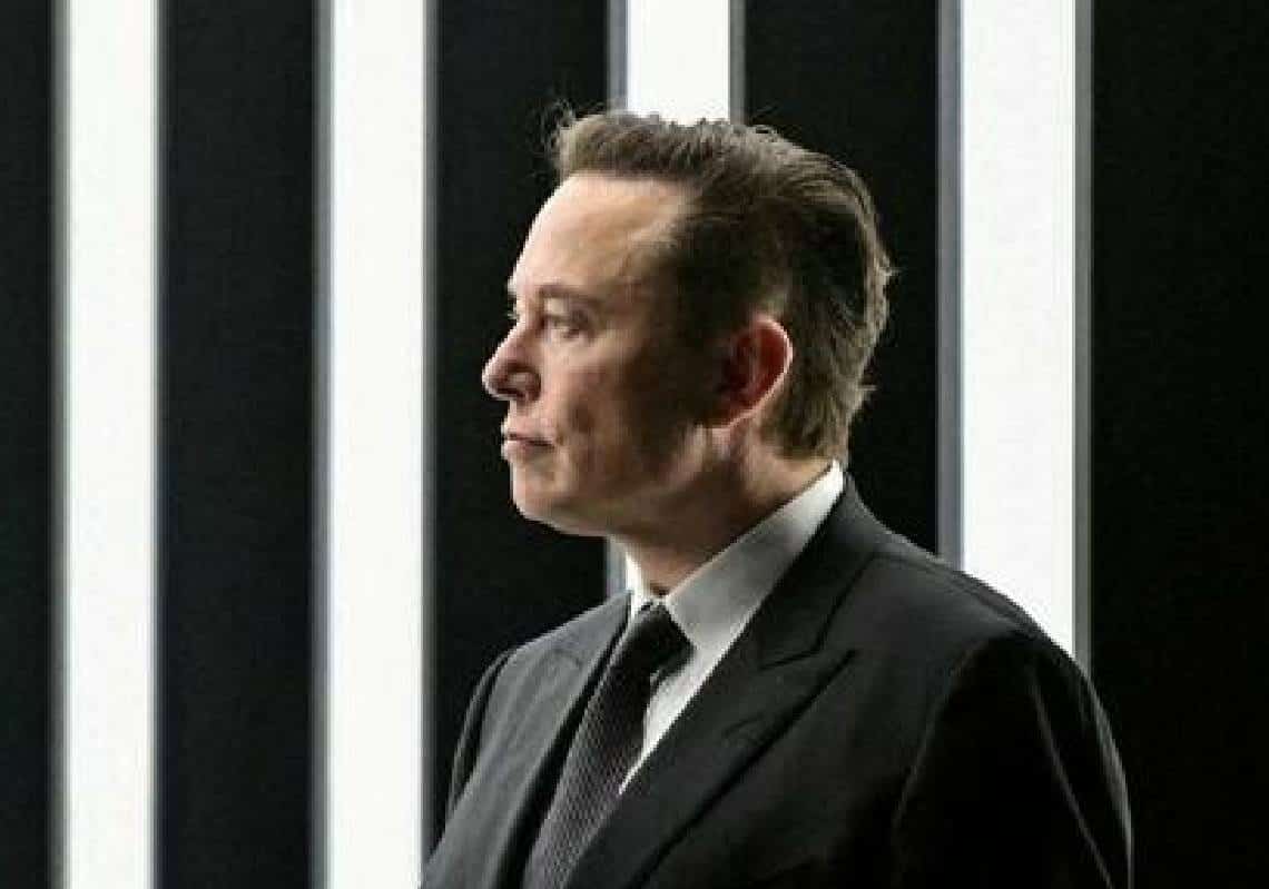 התביעה הוגשה: טוויטר פנתה לבית המשפט - הצדדים מתחמשים בעורכי הדין הטובים באמריקה