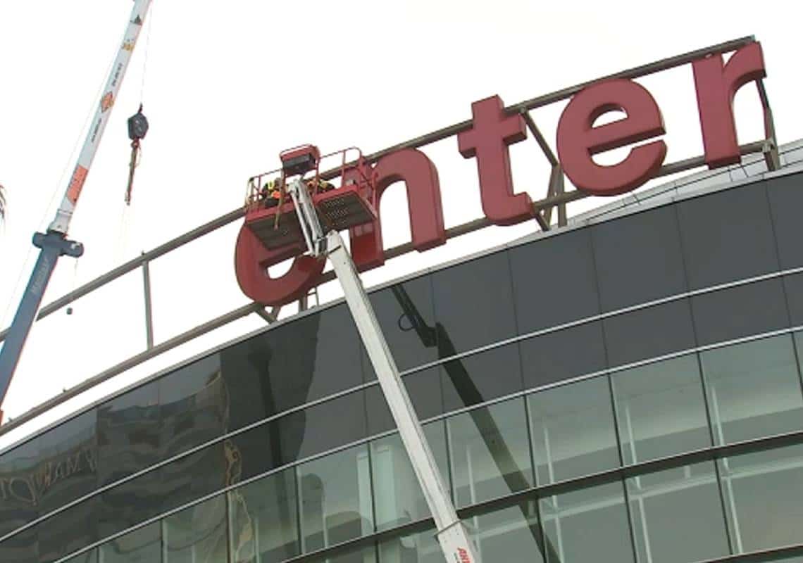 יוצאים לדרך: האולם המיתולוגי בלוס אנג'לס נפרד מהשם "סטייפלס"