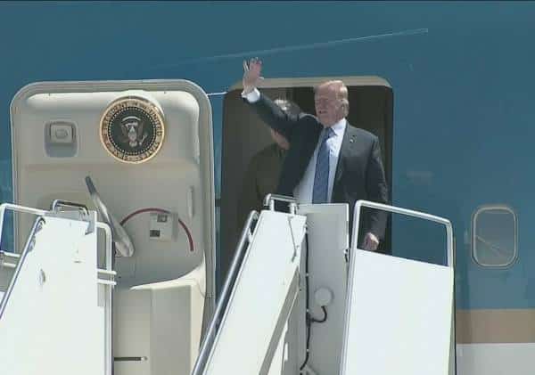 "להפסיק את הגרלת הגרין קארד": החל הביקור הנשיאותי בגבול קליפורניה - מקסיקו ובלוס אנג'לס