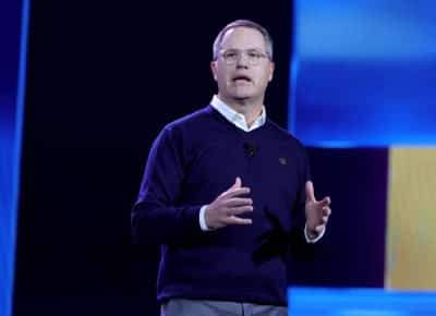 הבינה מלאכותית תשנה כל תפקיד: מנכ"ל וולמארט מזהיר ממהפכת האינטליגנציה המלאכותית בעולם העבודה