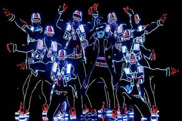 קיץ פירוטכני: הצטרפו לחגיגות המפתיעות של העונה בגני בוש, כשעה מוושינגטון די.סי