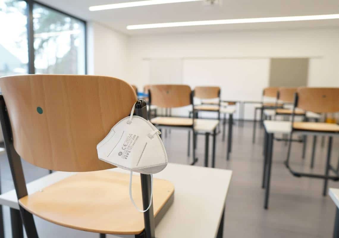 מתכונת לימודים "משולבת" ובדיקות קורונה לכלל התלמידים: בתי הספר בלוס אנג'לס מחדשים את פעילותם