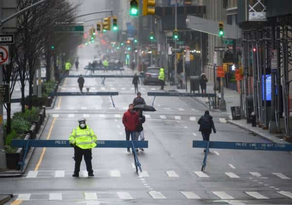 בעקבות המשבר: עשרות רחובות בניו יורק יוסבו למדרכות