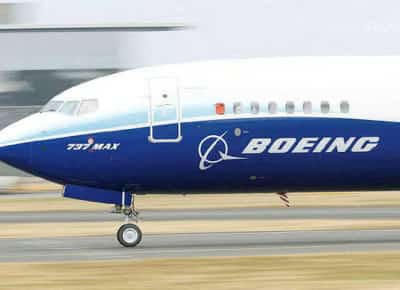 בואינג: 3,200 עובדים שובתים ומשתקים את ייצור מטוסי הקרב