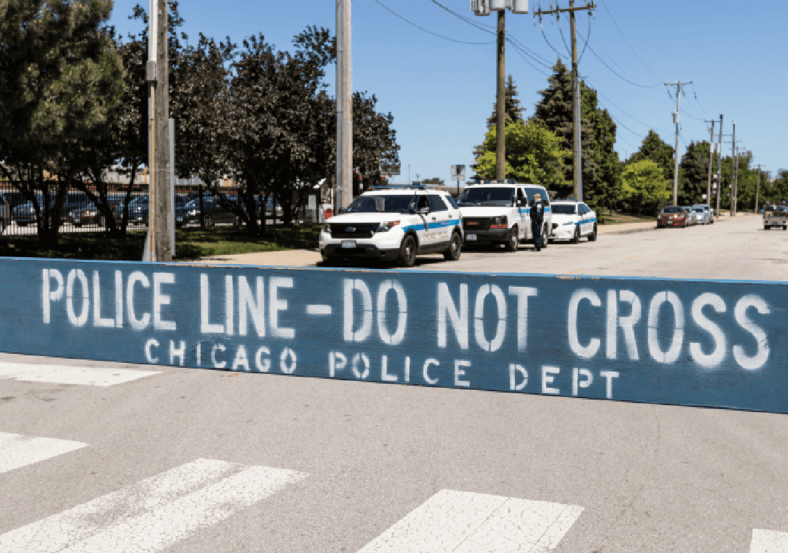 עוד רצח טרגי: בן 15 נורה למוות מטרים בודדים מבית ספרו