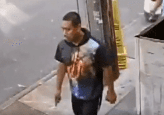 ניו יורק: המשטרה מחפשת אחר פדופיל שהטריד בת 13 ובת 10 באמצע היום