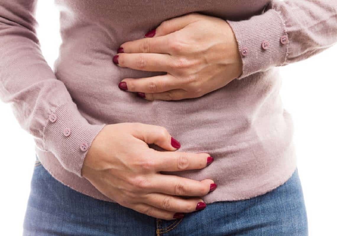 סובלים מנפיחות בבטן? הנה 7 מאכלים שממש כדאי לכם להוסיף לתפריט