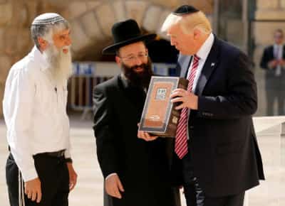 לראשונה בתולדות ארצות הברית: טראמפ הכריז על “שבת לאומית” בבית הלבן