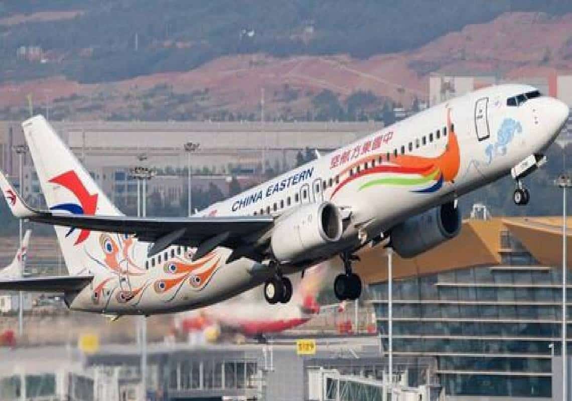 132 הרוגים בהתרסקות מטוס נוסעים לתוך הר בסין - "עוד 737-800 של בואינג"