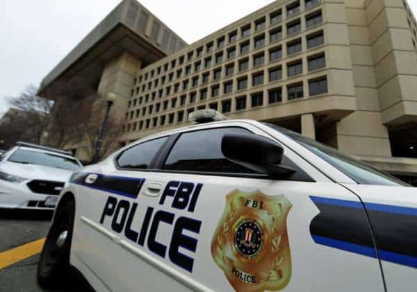 "עשרות אלפי עובדים נותרו ללא משכורת": פשיטת FBI על משרדי חברת הנהלת חשבונות