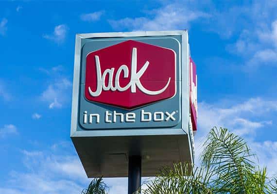 לוס אנג'לס: חיפושים נרחבים אחר חשוד בשוד אלים במסעדה