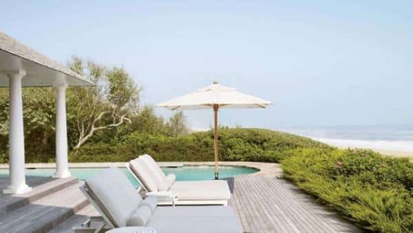  ניו יורק: בית החוף במונטק שהיה בעבר בבעלותו של ברני מיידוף מוצע למכירה תמורת עשרות מיליונים