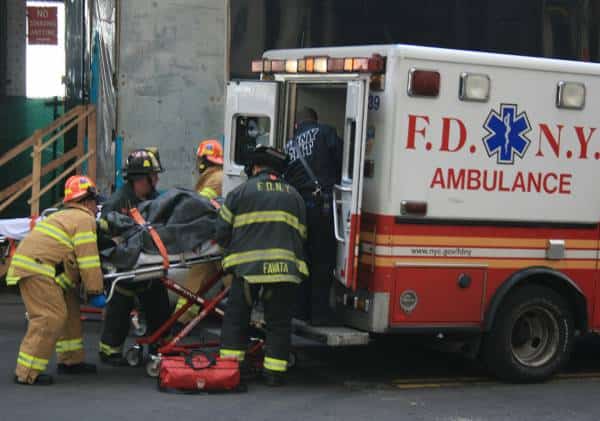 ברוקלין: אלמוני דקר בראשו גבר שישן ברכבת התחתית