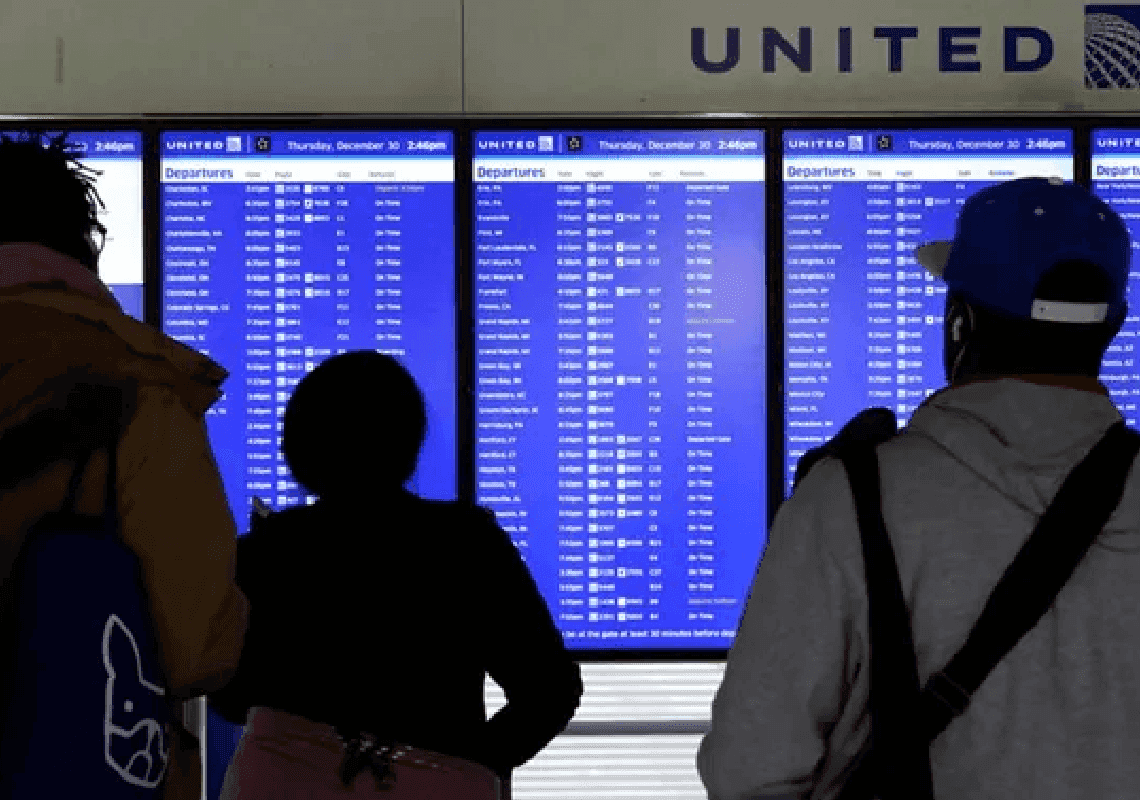 סוף השבוע של הרביעי ביולי החל - ואיתו שיבושים קשים בשדות התעופה