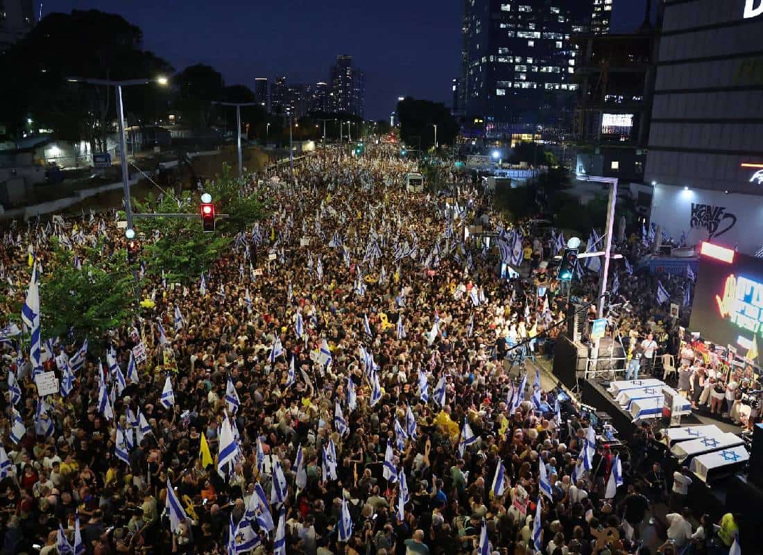 אלפים מפגינים ברחבי ישראל לאחר החזרת 6 החטופים שנרצחו