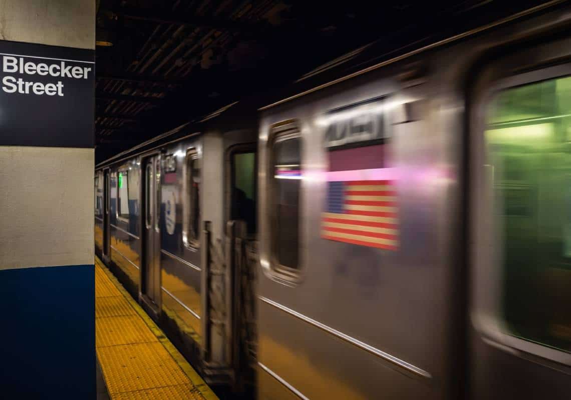 תקרית אלימה ברכבת התחתית בניו יורק: נהג קטר הותקף בגז מדמיע