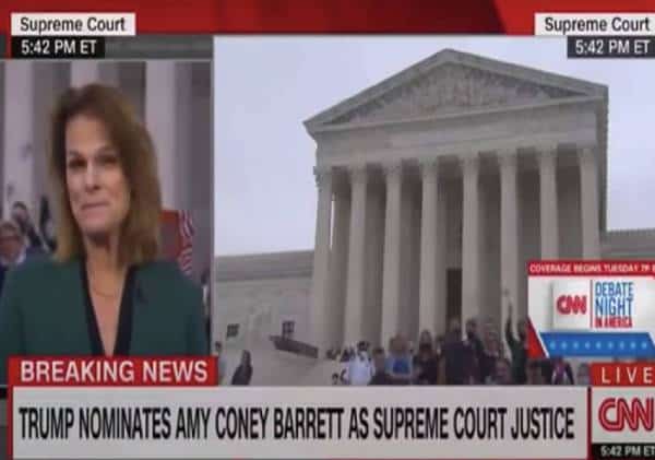 צפו: הכתבת הושפלה בשידור חי על ידי קהל שצעק במקהלה "CNN IS FAKE NEWS!"