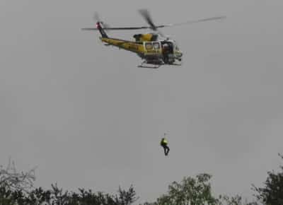 נס בלב הסופה: אישה שנסחפה 14 קילומטרים בנחל בדרום קליפורניה חולצה בחיים