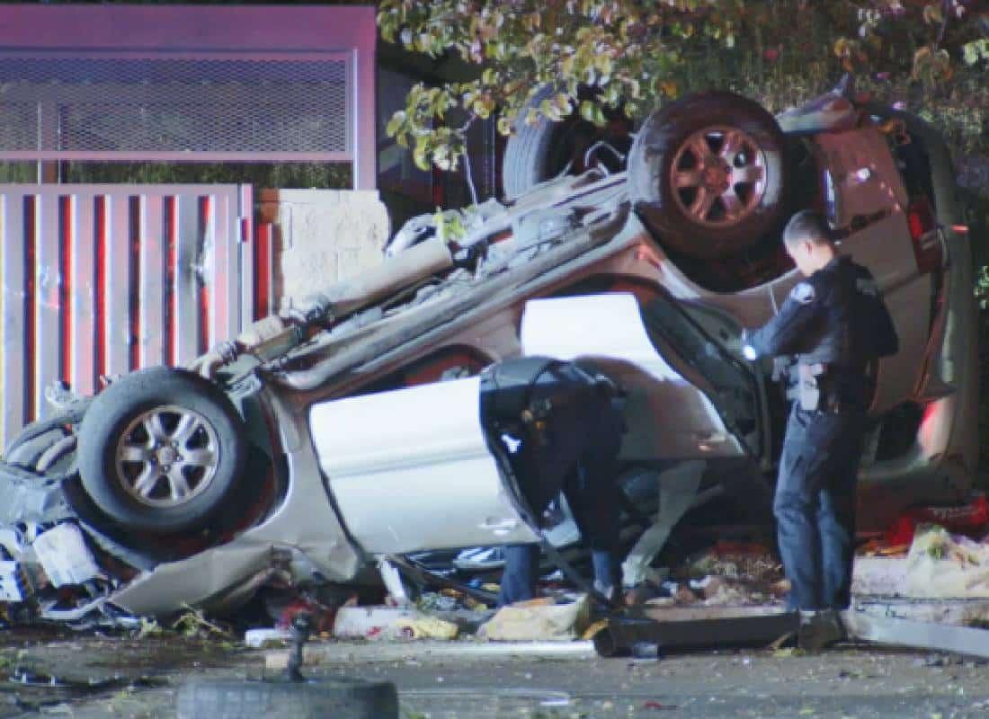 מרדף לילי בוואלי מסתיים באסון: שלוש נערות בנות 13 ו-14 נפצעו קשות בהתהפכות רכב שגנבו