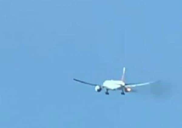 דקות ספורות לאחר ההמראה מלוס אנג'לס: טיסה ביצעה נחיתת חירום בעקבות שריפה במנוע