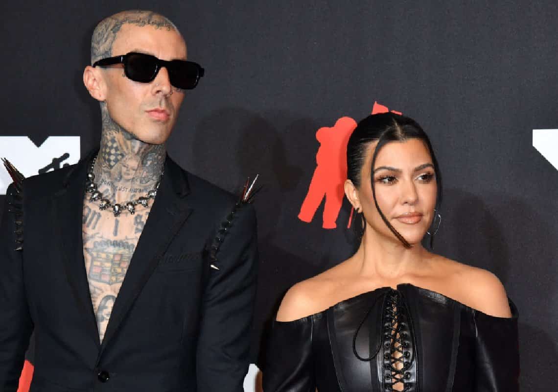 מקורב לקורטני קרדשיאן חושף פרט מפתיע על הזוגיות שלה ובן בעלה הטרי