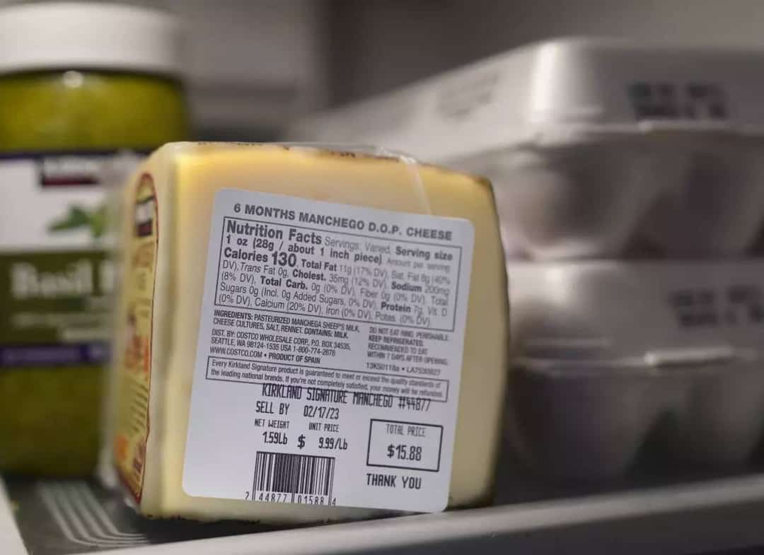 מהפכת תוויות המזון: קליפורניה אוסרת על תאריכי "אחרון למכירה"