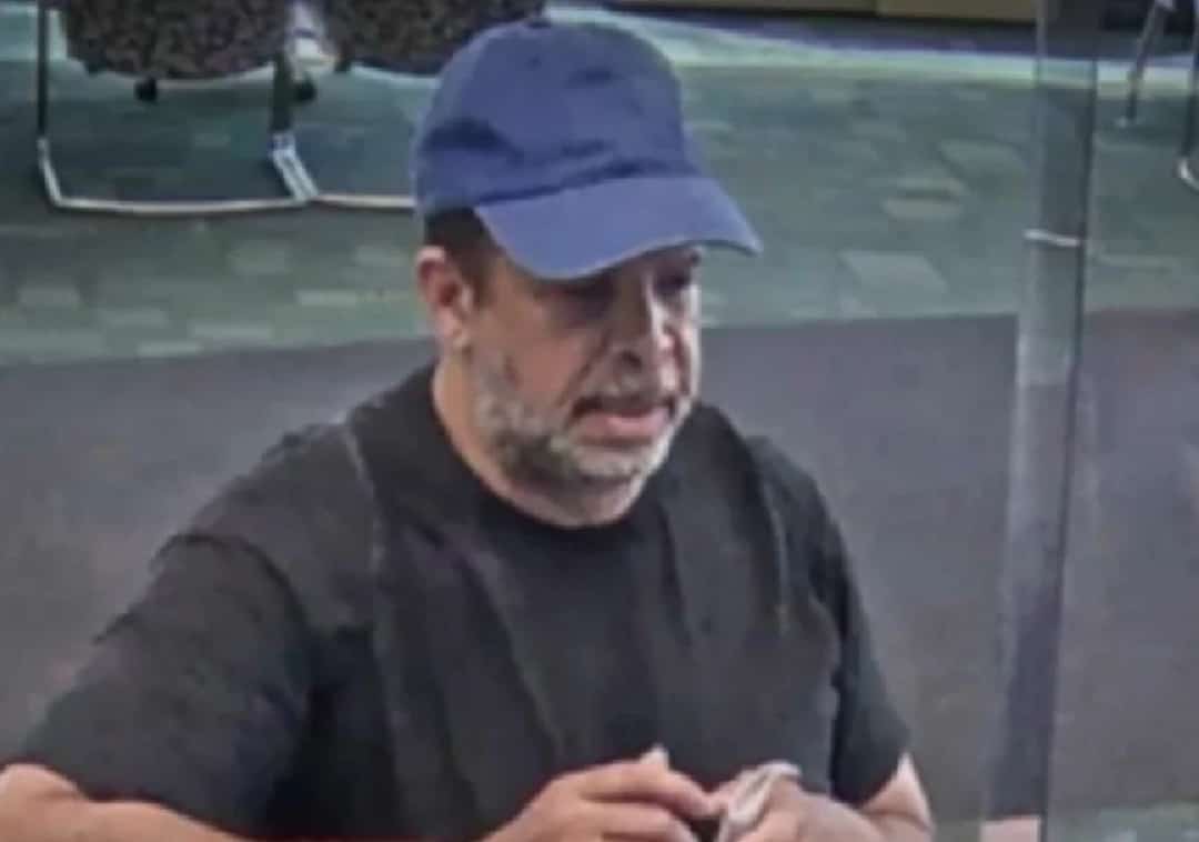 ניו יורק: חיפושים אחר שודד בנקים סדרתי
