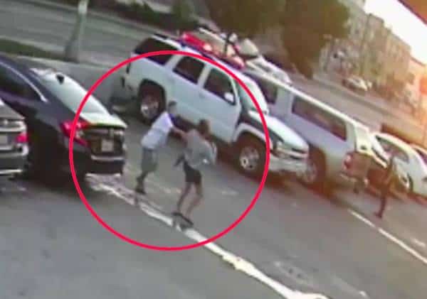 הסיוט של כל הורה: ניסיון לחטוף ילדים מחוץ למסעדה ובית דירות בלוס אנג'לס