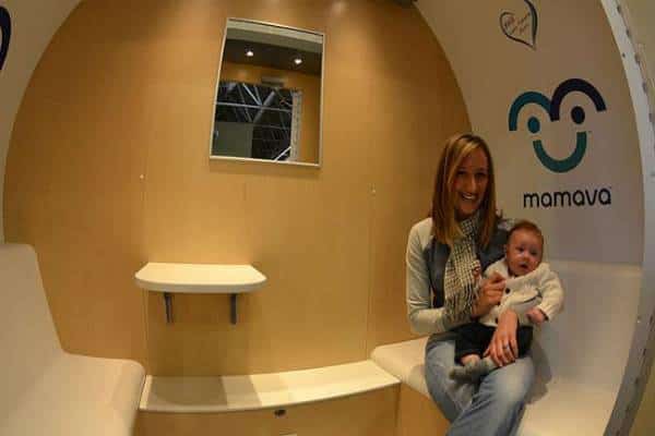 הנקה נעימה: ב-Hollywood Burbank מאפשרים לאימהות לעשות את זה בשקט