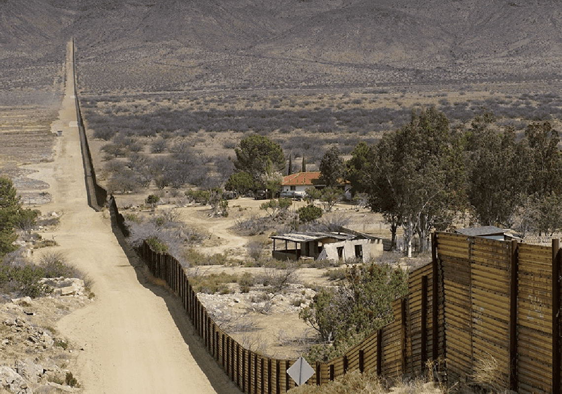 תקרית חמורה בגבול קליפורניה: שוטרים עצרו מסתננים תחת אש ממקסיקו