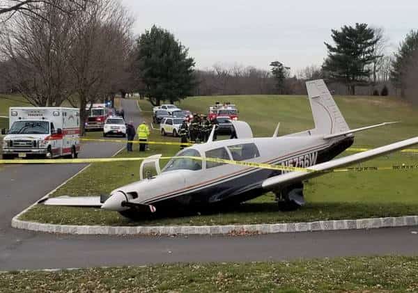 ניו ג'רזי: מטוס קל ביצע נחיתת חירום במגרש גולף