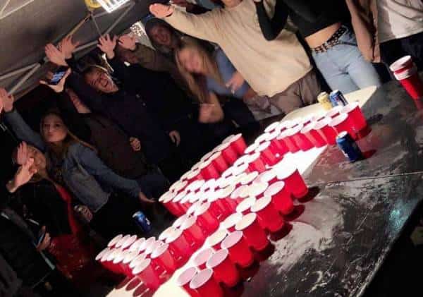 אחרי משחק השתייה האנטישמי, כעת מגיע שלב ההתנצלויות