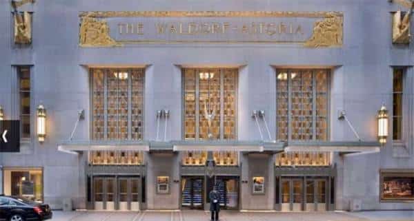 ניו יורק: מלון וולדורף אסטוריה נסגר לשיפוצים שימשכו כשלוש שנים