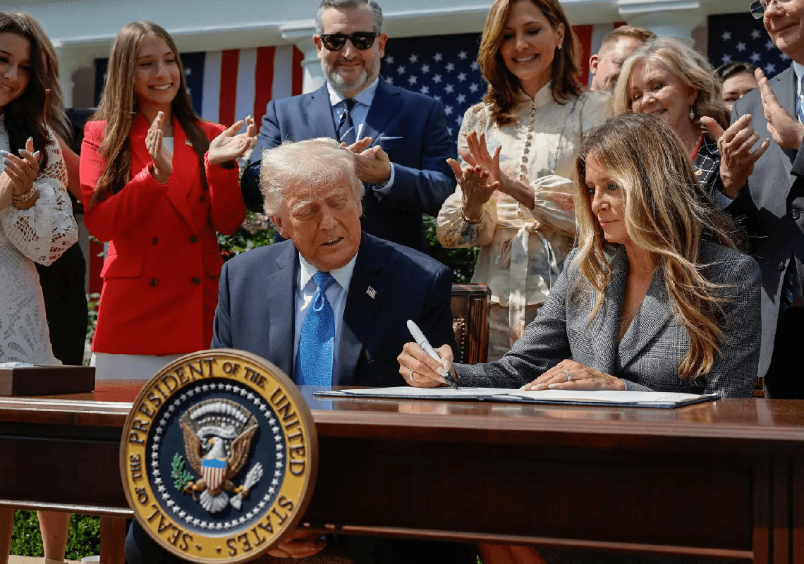 בהובלת מלניה טראמפ: חקיקה חדשה נגד תופעת ה"פורנו נקמה"