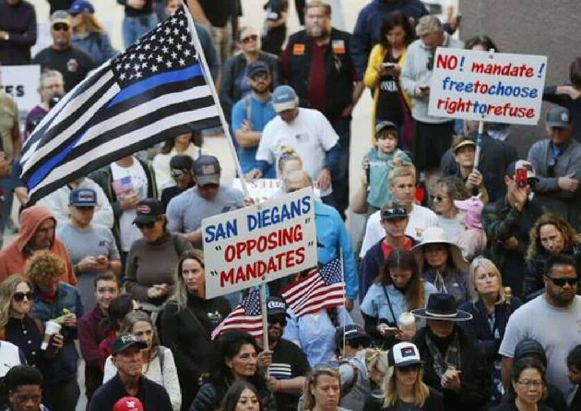 "בגלל החובה לקבל זריקה 22 אחוזים מהשוטרים עזבו": העיר הזו בדרום-קליפורניה מתמודדת עם תוצאות מנדט החיסונים