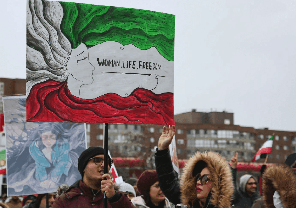 דיווחים באיראן: אלפי סטודנטים הורעלו ערב לפני הפגנה גדולה 