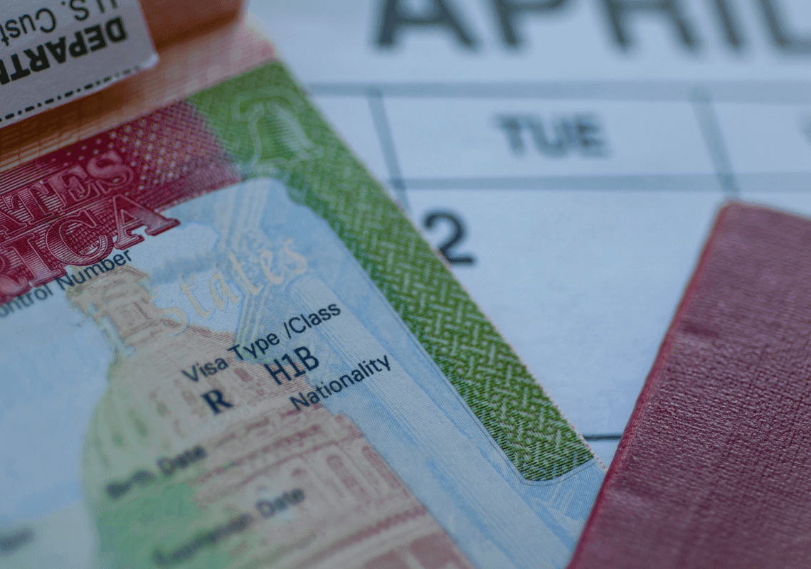 ויכוח ב-MAGA על ויזה לעובדים מיומנים: טראמפ תומך בדעתו של מאסק