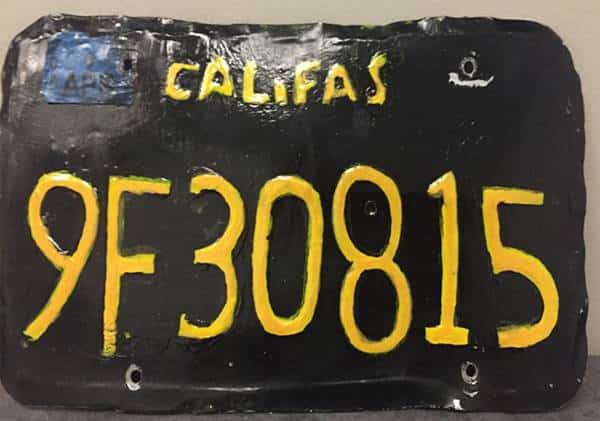 דרום קליפורניה: "לוחית רישוי" מזויפת הובילה למעצר בחשד ל-DUI