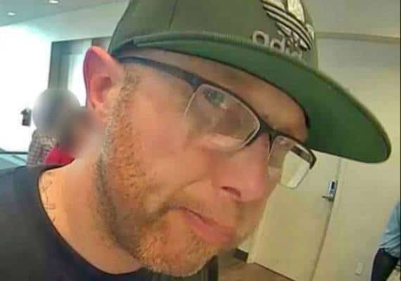 לוס אנג'לס: המשטרה עצרה אדם בחשד ששדד תוך 20 דקות שלושה סניפי בנק