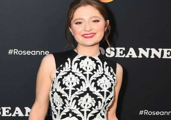 השחקנית הצעירה, אמה קני, המככבת בסדרה "רוזאן", שחזרה למסך לאחרונה, נכנסה למכון גמילה