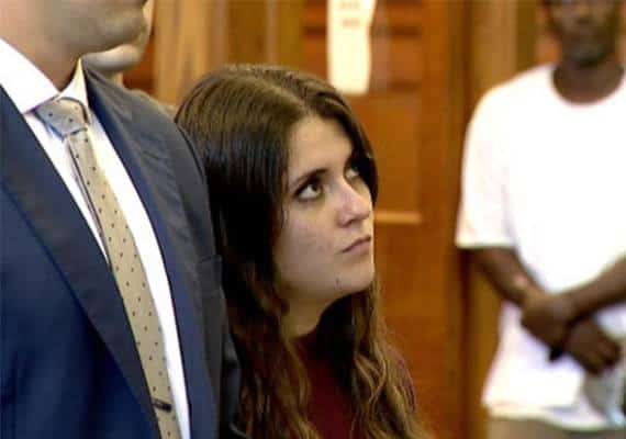 קונטיקט: מאסר בפועל לצעירה שבדתה אונס