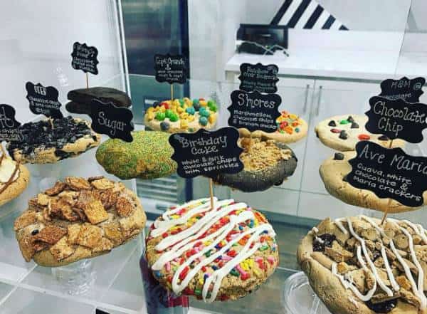 Night Owl Cookies מתרחבת ופותחת סניף ענק במיאמי-דייד