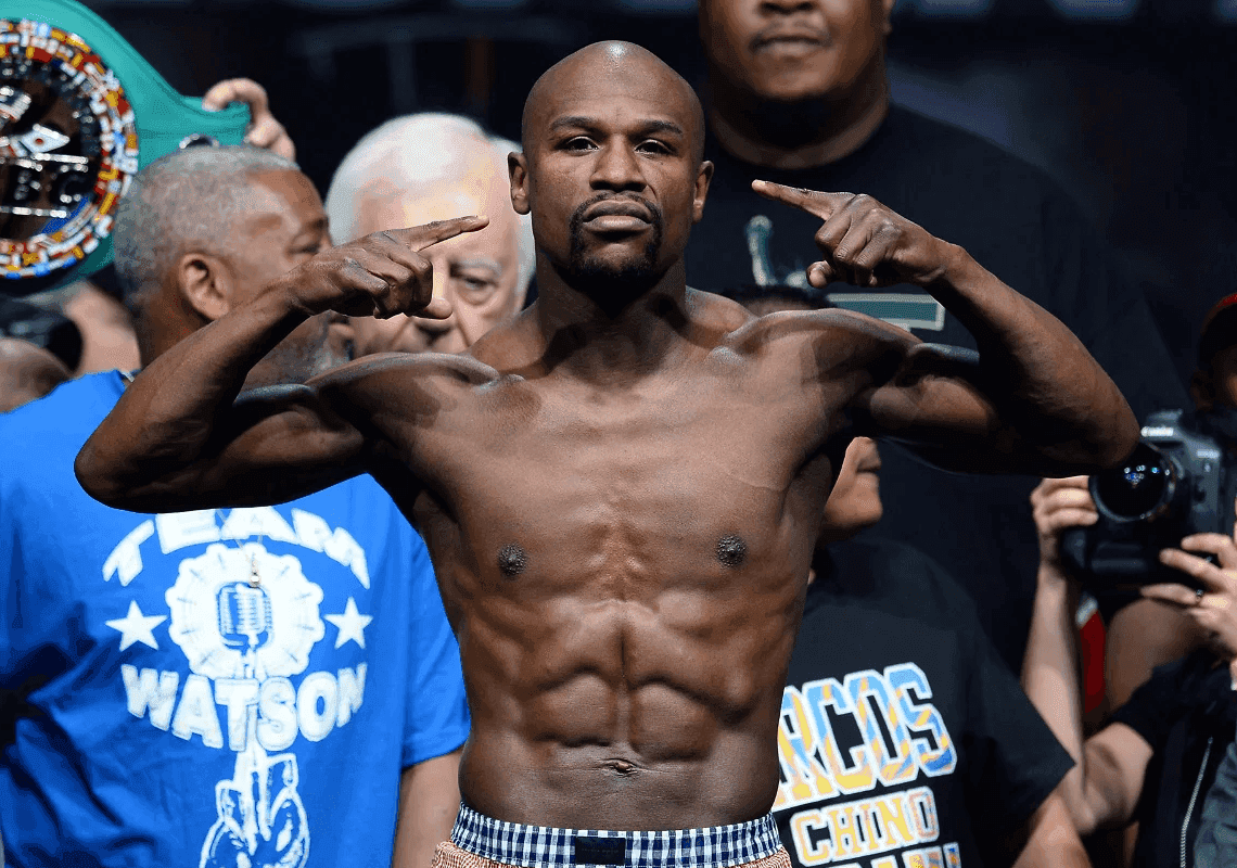 מטוסו הפרטי של פלויד מייוות'ר נחת בישראל - עם כמויות גדולות של סיוע צבאי ואזרחי