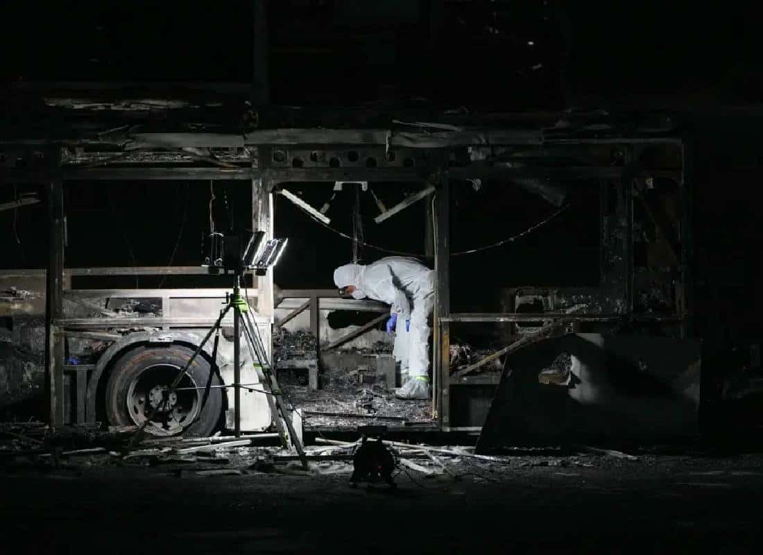 חמישה מטעני חבלה הוטמנו באוטובוסים במרכז: "נס שלא היו נפגעים" 