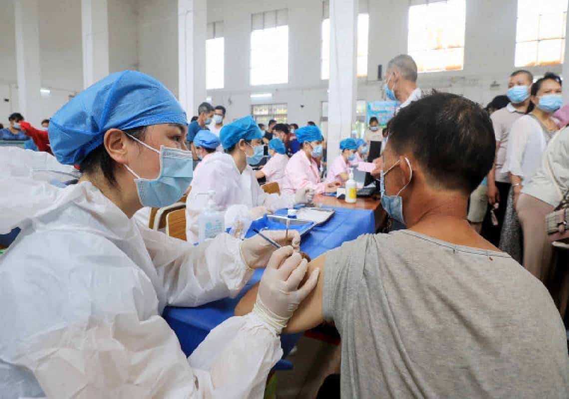 חשיפה! מדען סיני שמת בנסיבות מסתוריות הגיש פטנט לחיסון חודש לאחר פרוץ המגיפה! החשד - "הנגיף נחקר לפני שהתפשט"