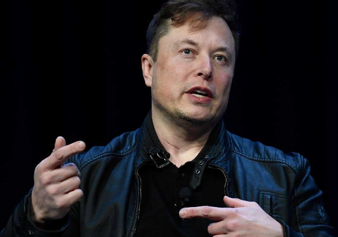 אילון מאסק וביל גייטס: הריב שלא נגמר